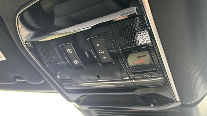 Land Rover Range Rover 3.0 P460e Edition 4dr Auto Estate - Image 41